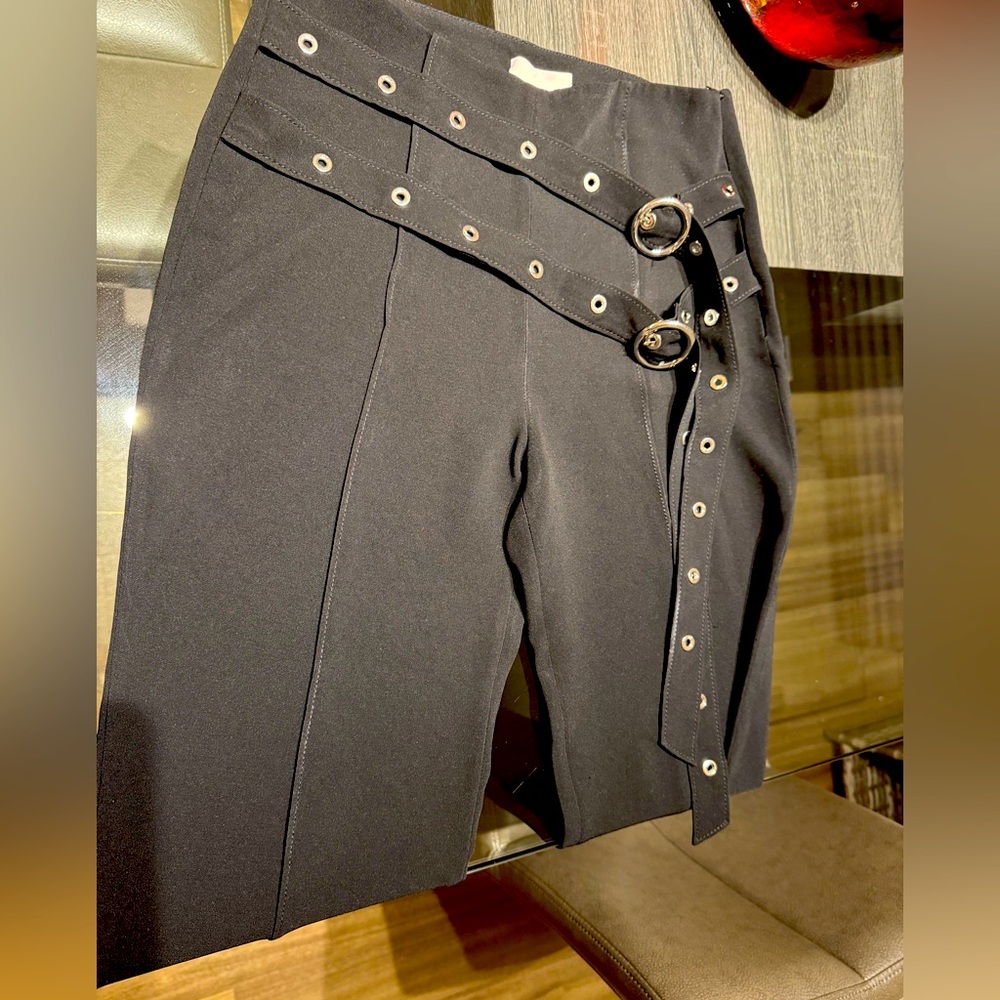 Cinq à Sept Black Flare Pants with Belt Detail - Picture 7 of 8